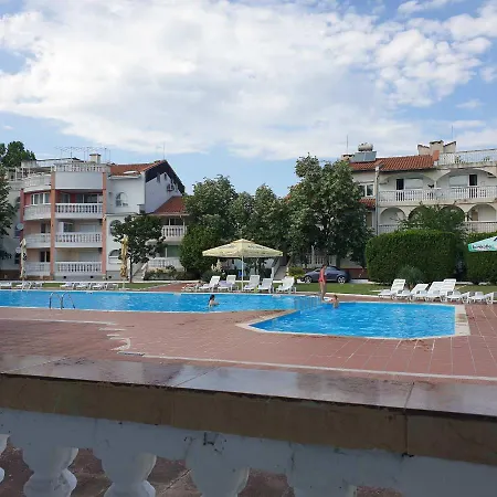 Апартаменти Браво 1 Двустаен Ромео И Гери Дом Sunny Beach