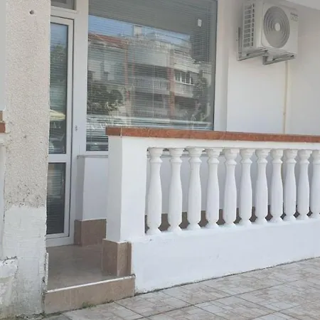 Apartment Апартаменти Браво 1 Двустаен Ромео И Гери Дом